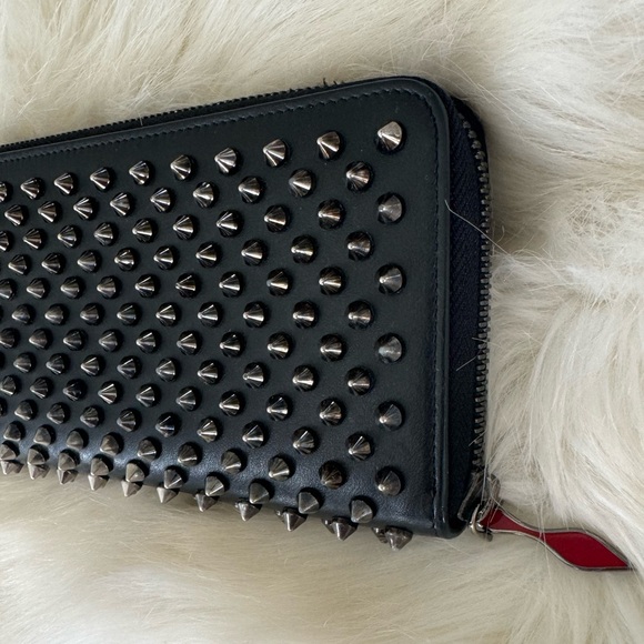 Louboutin Gunmetal Panettone Wallet 🔥 - Picture 4 of 4